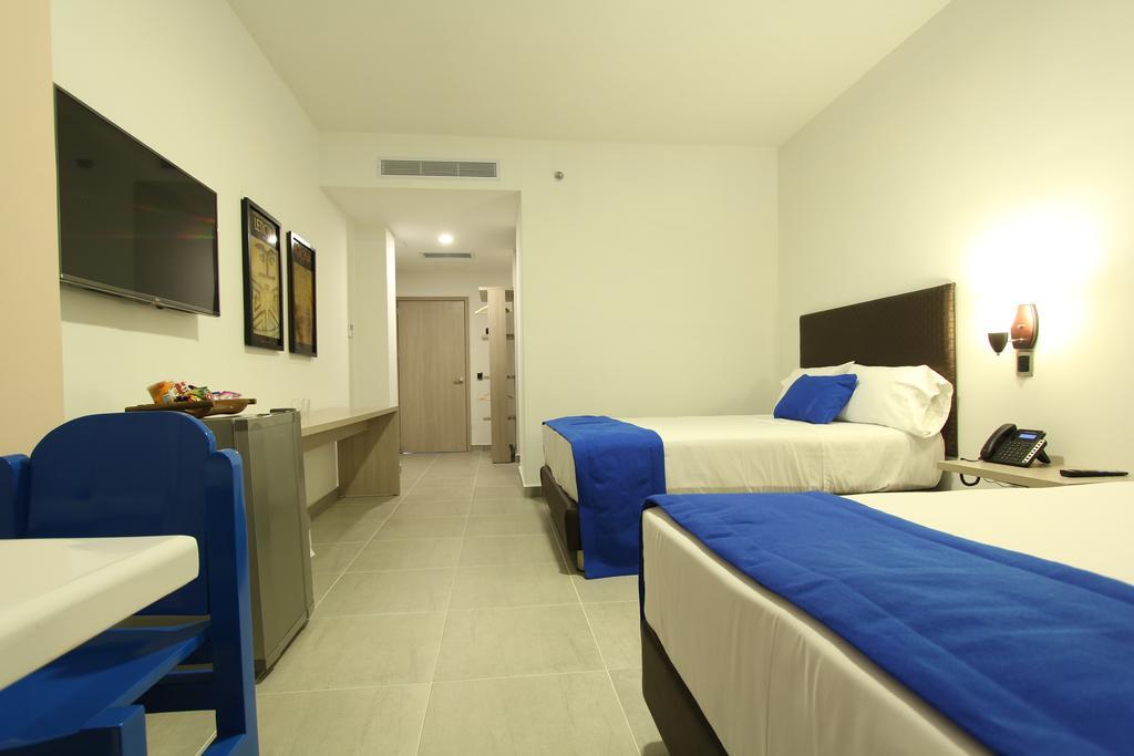 Hotel Ventura Loma Mesa de Ruitoque Екстериор снимка