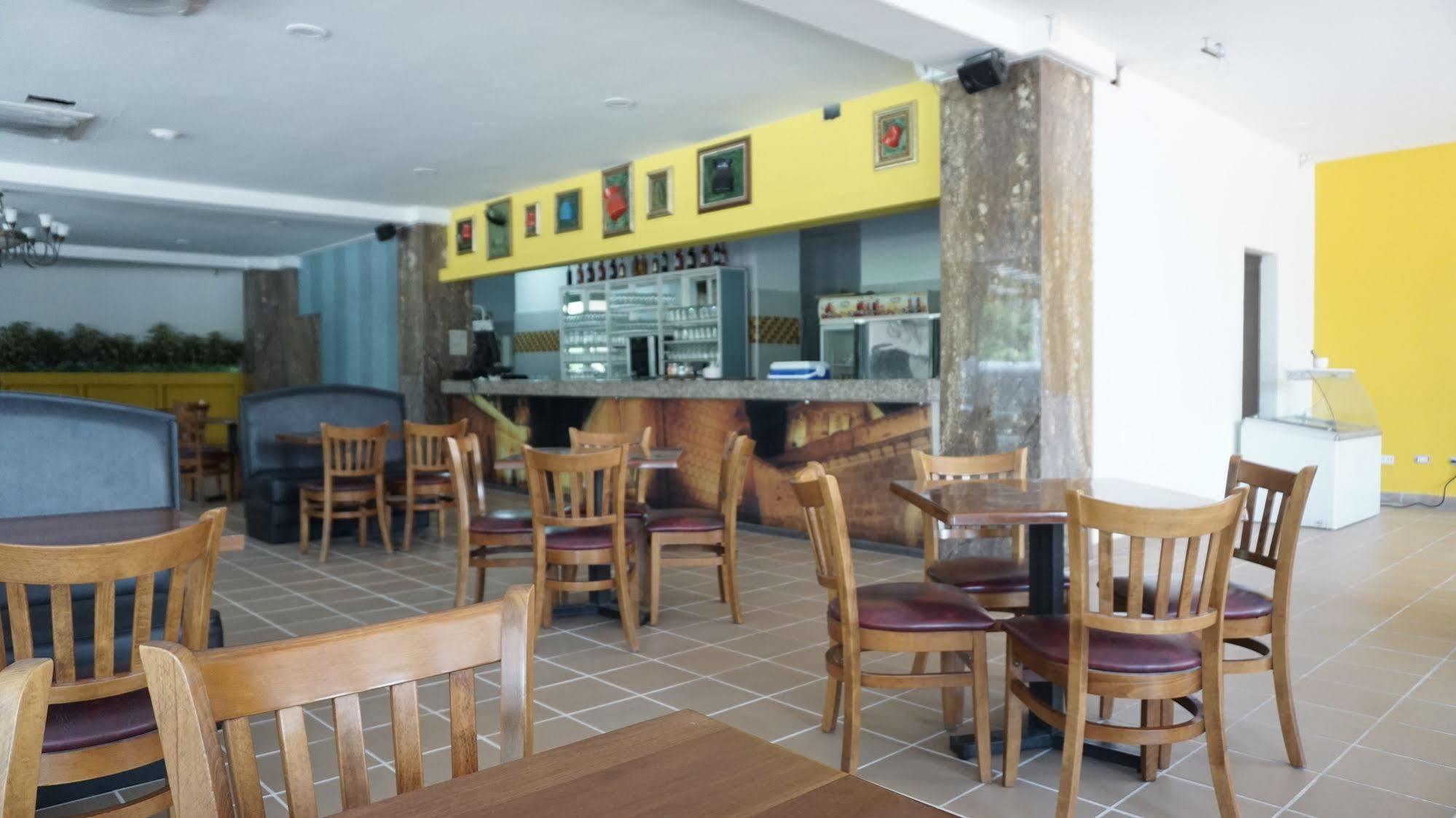 Hotel Ventura Loma Mesa de Ruitoque Екстериор снимка