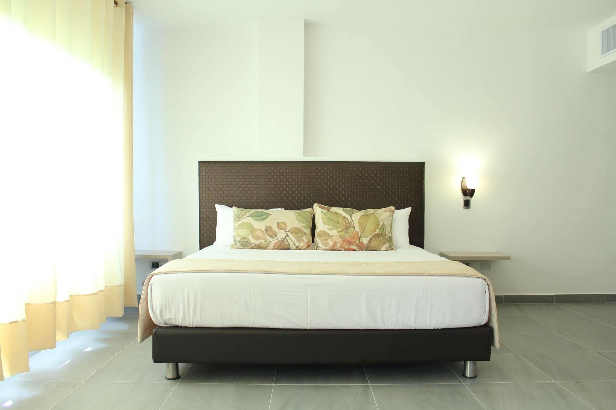 Hotel Ventura Loma Mesa de Ruitoque Екстериор снимка