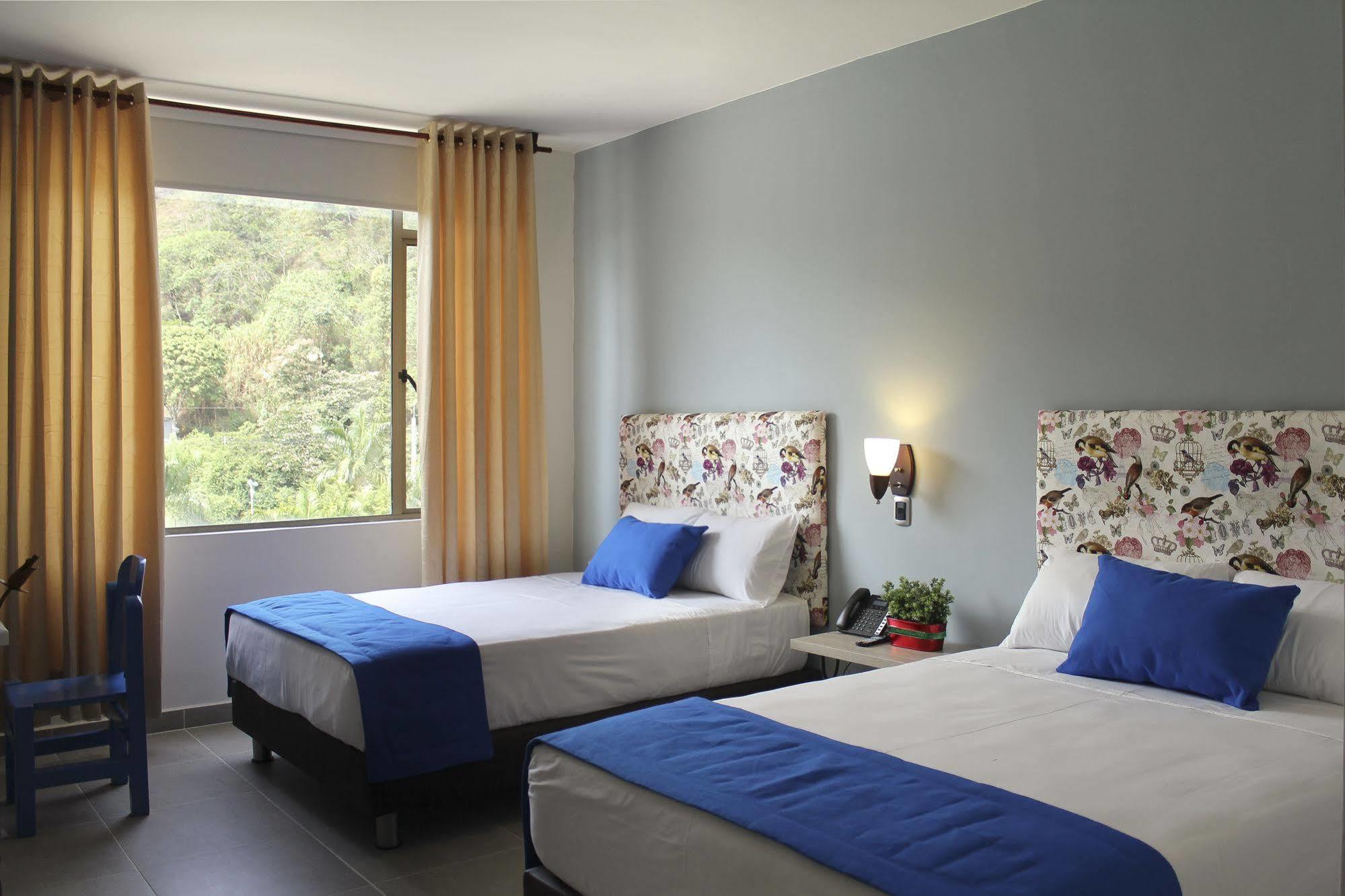 Hotel Ventura Loma Mesa de Ruitoque Екстериор снимка