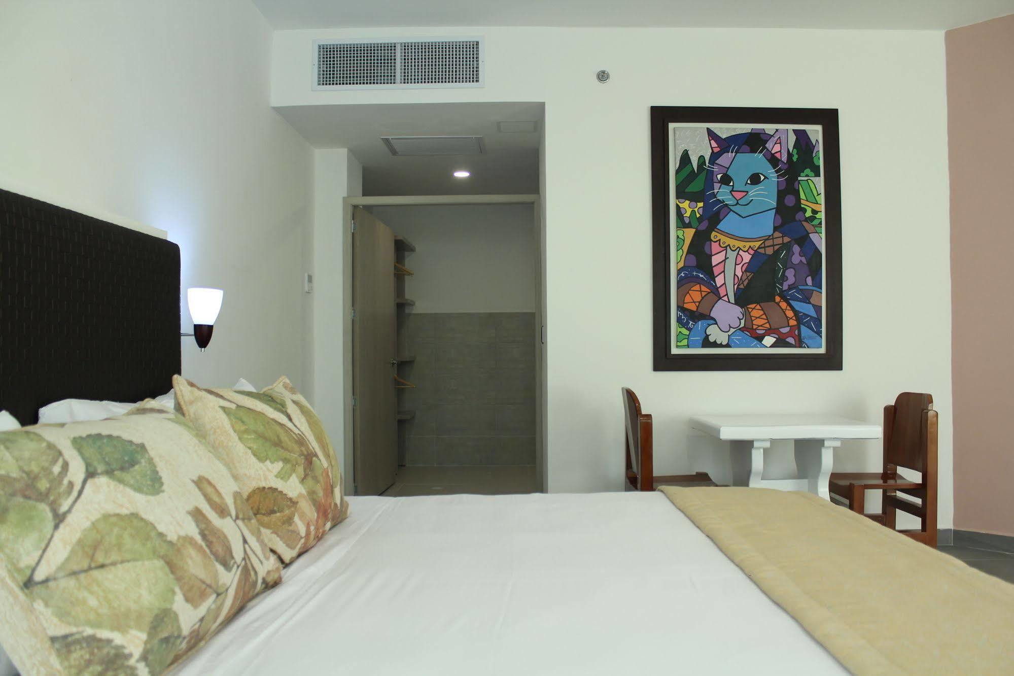 Hotel Ventura Loma Mesa de Ruitoque Екстериор снимка