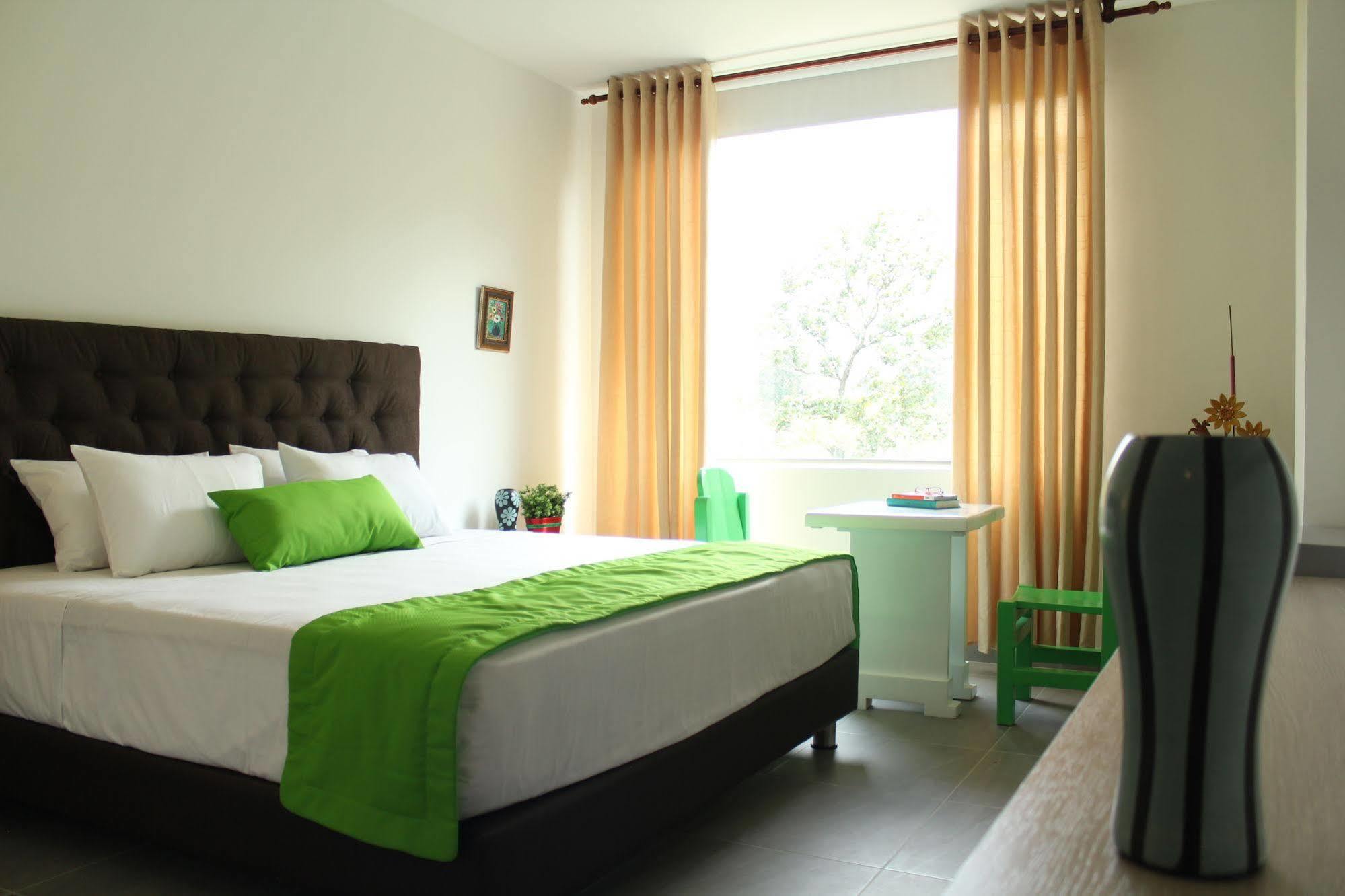 Hotel Ventura Loma Mesa de Ruitoque Екстериор снимка